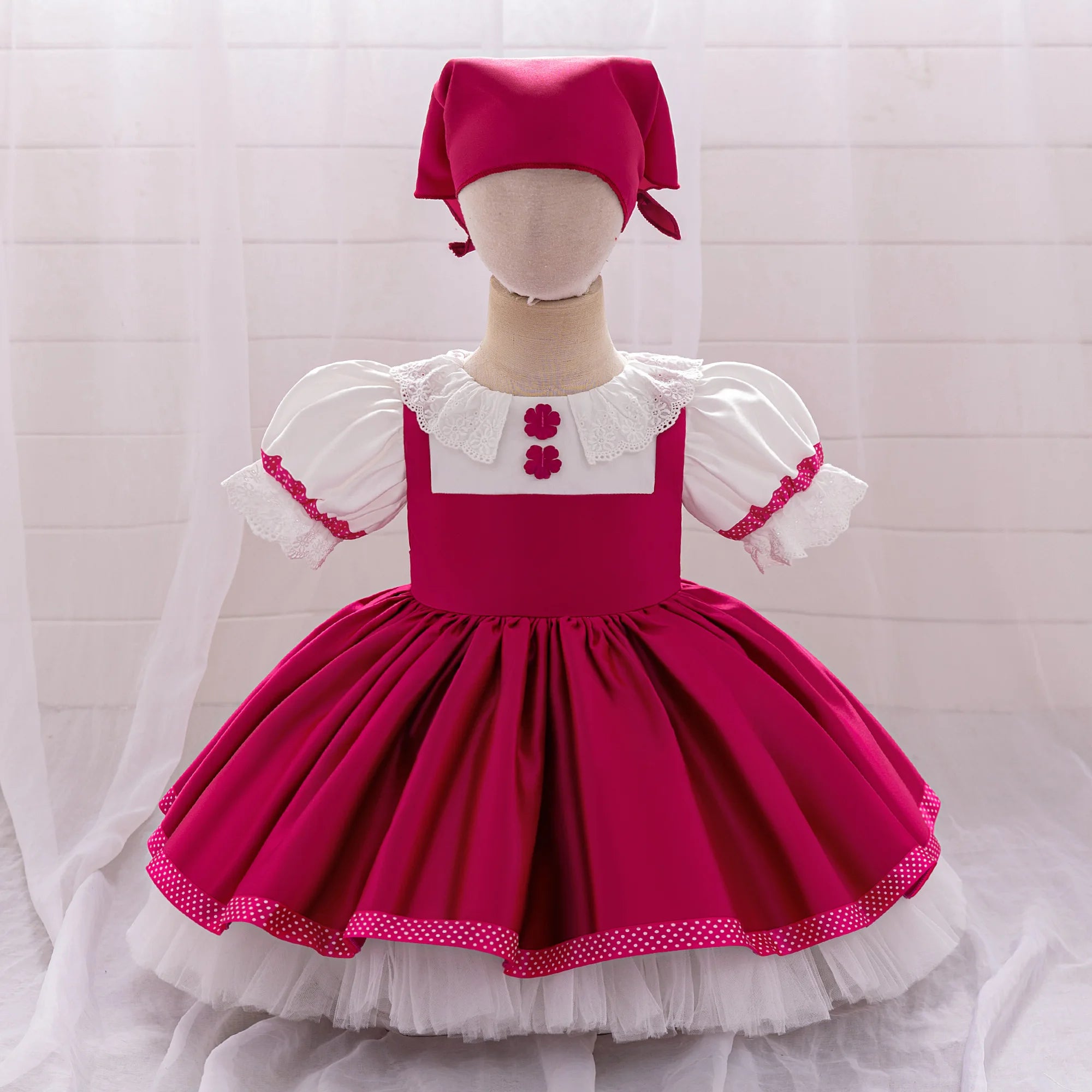 Fantasia Infantil Masha e o Urso