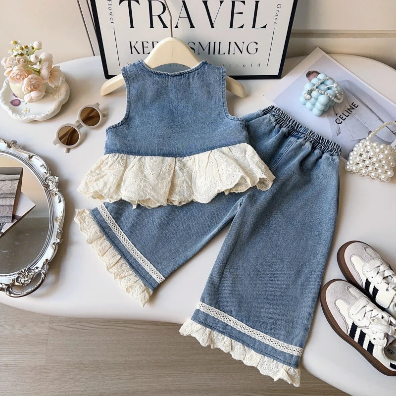 Conjunto Jeans Infantil com Renda Delicada