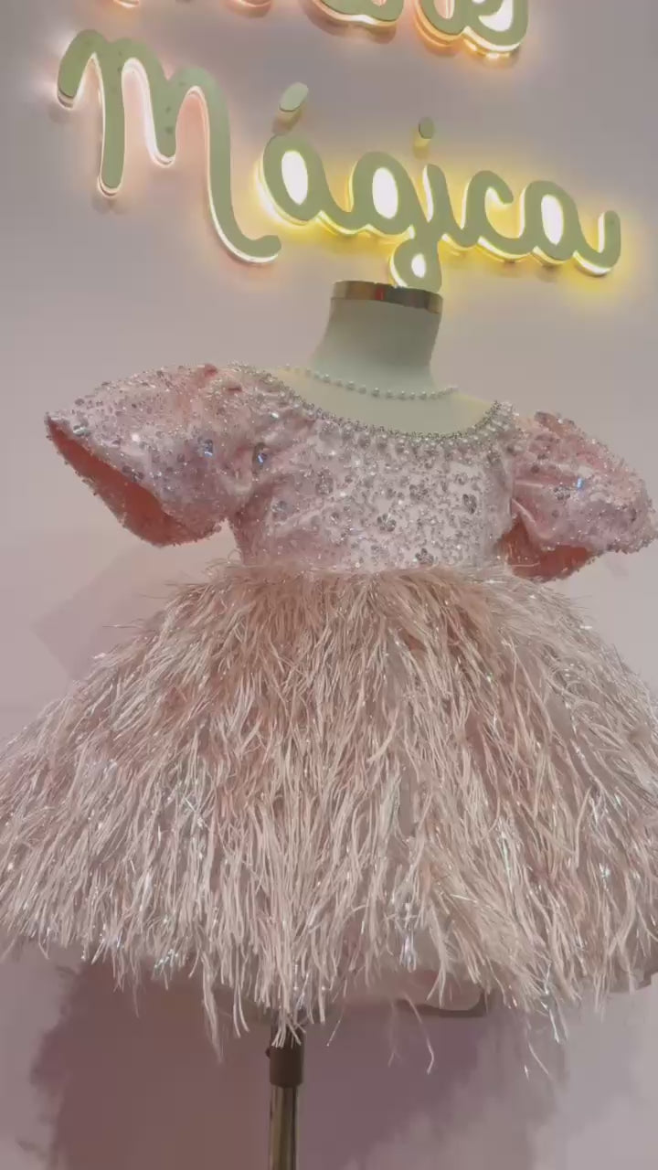 Vestido de Festa Infantil Plumas