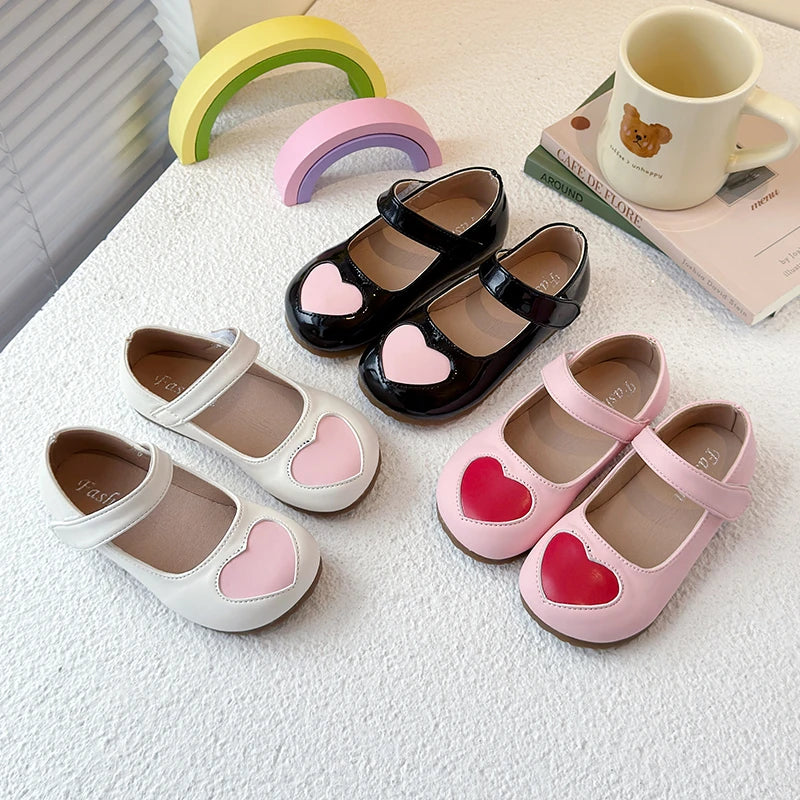 Sapatilha Infantil Coração Fashion