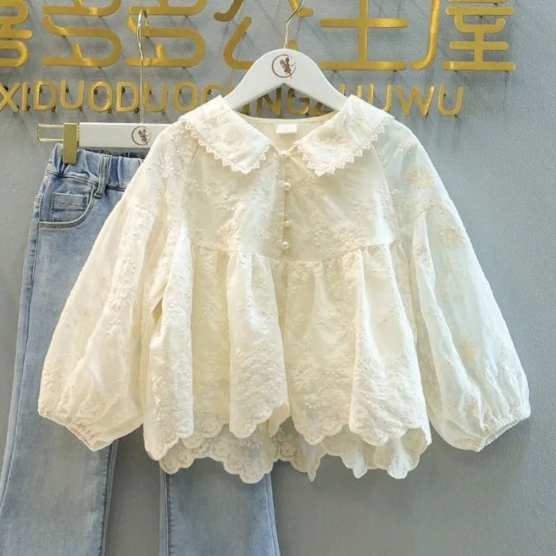 Conjunto Infantil Blusa Rendada e Calça Jeans com Babados