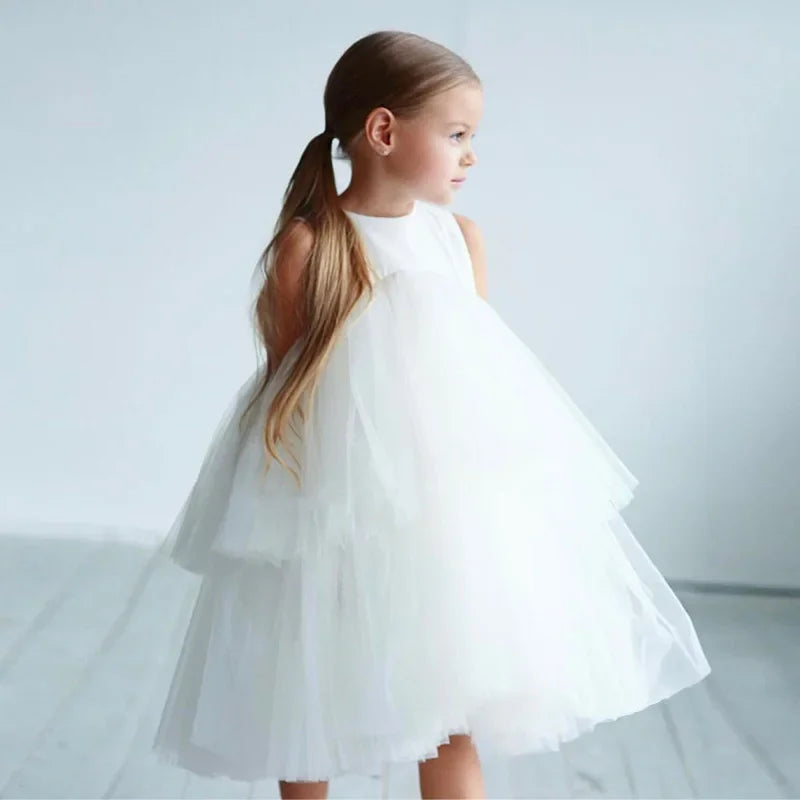 Vestido Infantil de Tule em Camadas